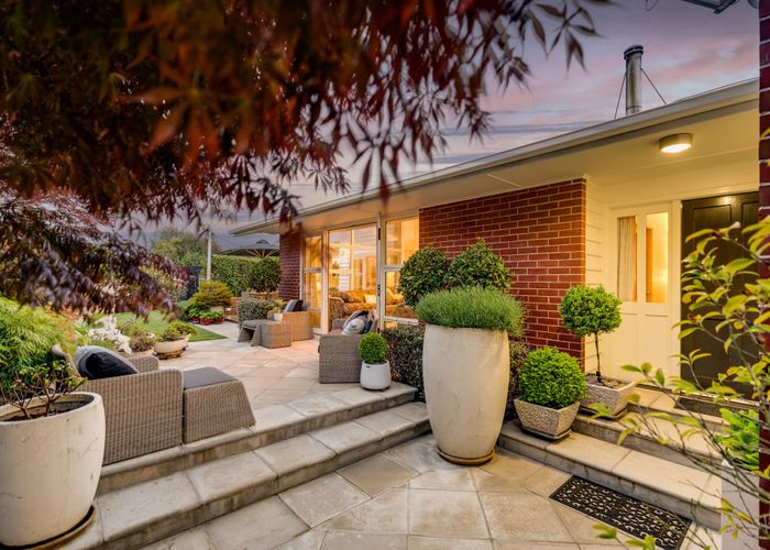  at 10 Powell Crescent, Ilam, Christchurch