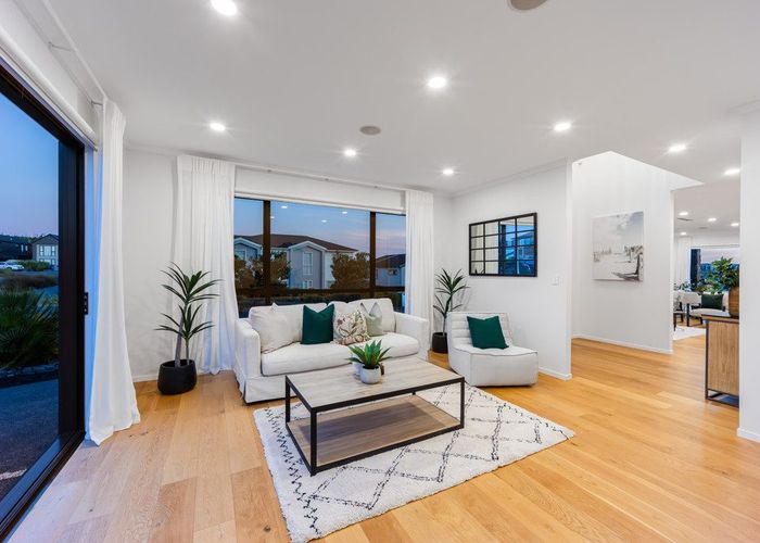  at 73 Headsail Drive, Long Bay, Auckland