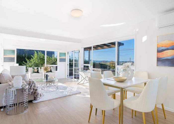  at 1/17 Jellicoe Road, Murrays Bay, North Shore City, Auckland