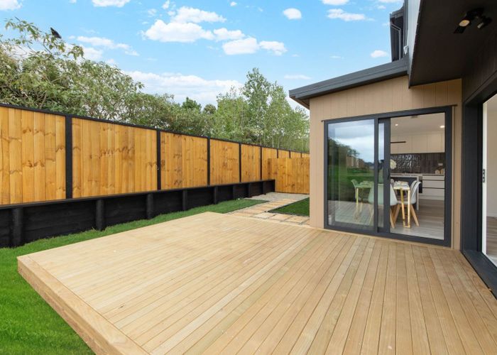  at 27 Taipahitini Road, Rosehill, Papakura, Auckland