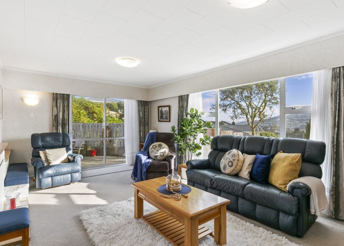  at 40 Turville Crescent, Newlands, Wellington