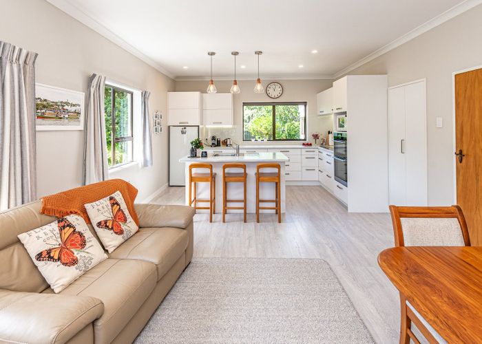  at 5 Collier Place, Saint Johns Hill, Whanganui