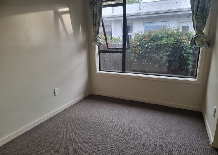  at 4 Oakfield St, Burnside, Christchurch City, Canterbury