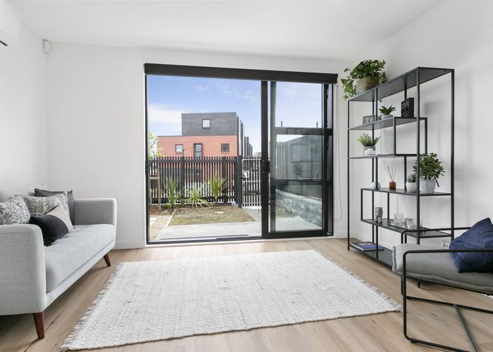  at 9 Playfair Road, Mount Roskill, Auckland City, Auckland