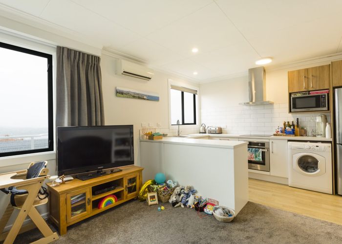  at 2/84 Duncan Street, City Centre, Dunedin, Otago