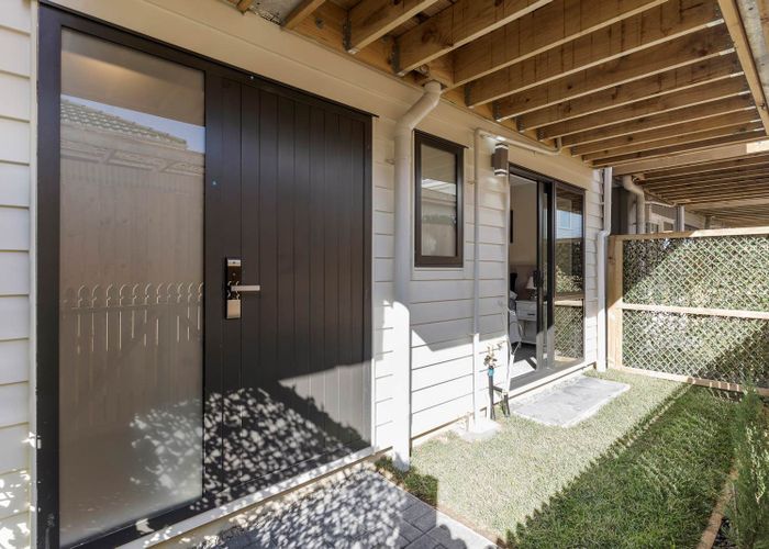  at 8/273 Mt Albert Road, Sandringham, Auckland City, Auckland