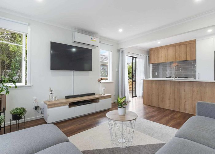  at 11 Harrington Road, Henderson, Waitakere City, Auckland