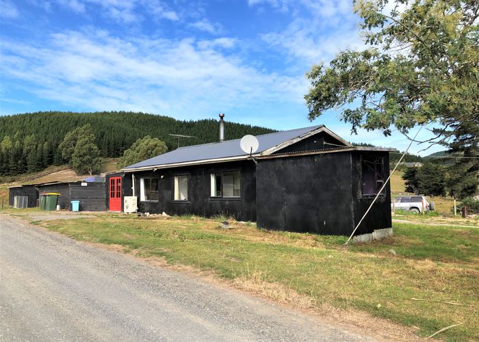  at 54 Nore Street, Waihola, Milton
