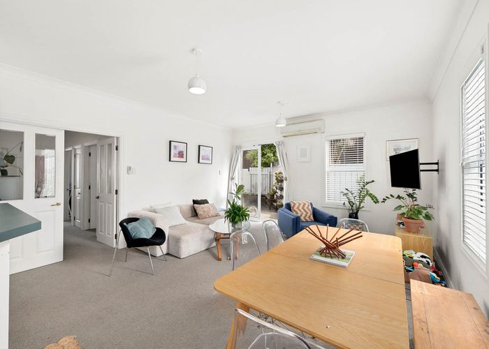  at 18B Hill Street, Thorndon, Wellington, Wellington