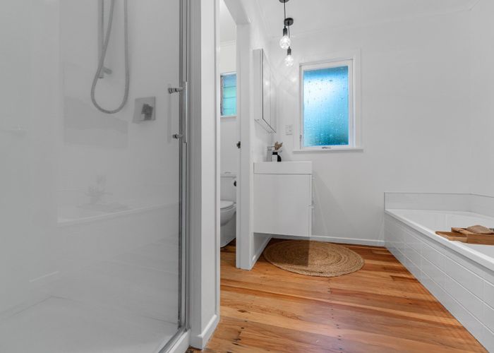 at 16 Prisk Street, Melville, Hamilton
