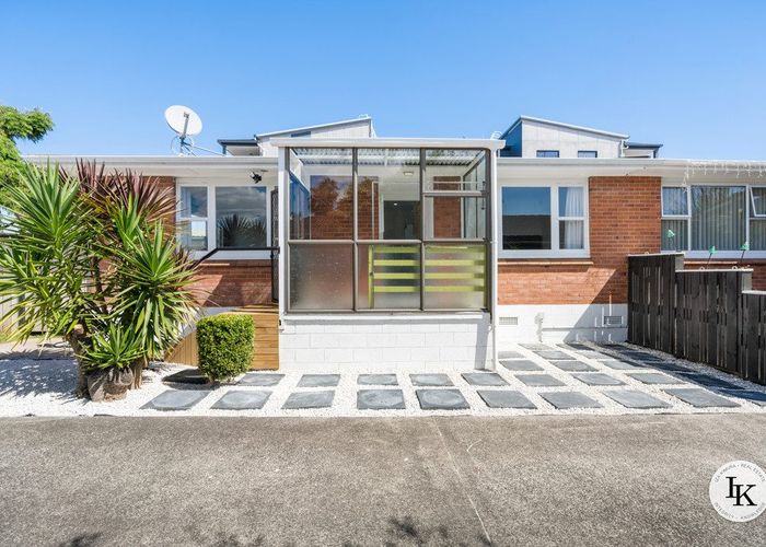  at 1/44 Rangitoto Road, Papatoetoe, Auckland