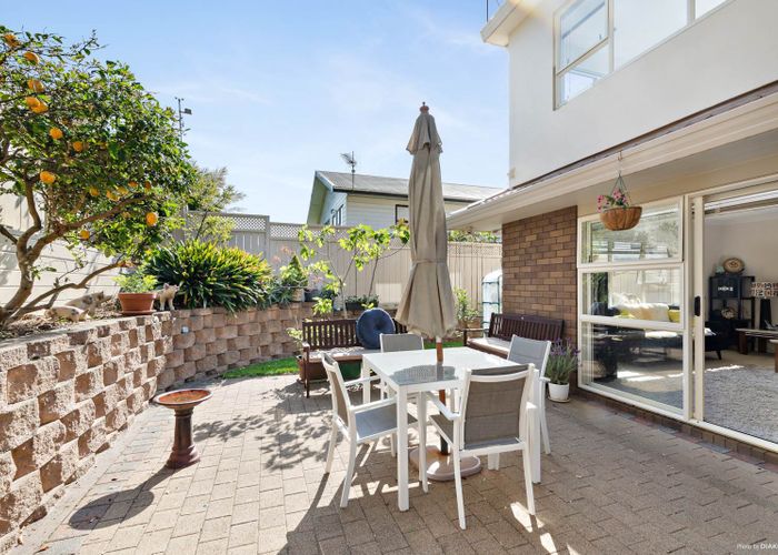  at 4/34 Tawa Road, Onehunga, Auckland