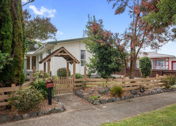  at 84 Pasadena Crescent, Totara Park, Upper Hutt