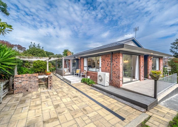  at 2/29 Rapallo Place, Farm Cove, Manukau City, Auckland