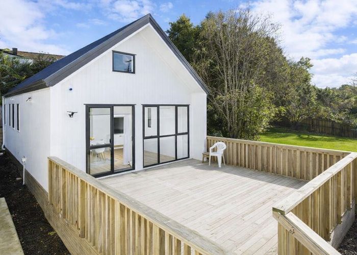  at 122C Lancaster Road, Beach Haven, North Shore City, Auckland