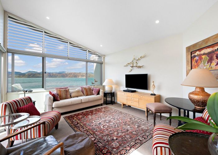  at 4/275 Karaka Bay Rd, Karaka Bays, Wellington, Wellington