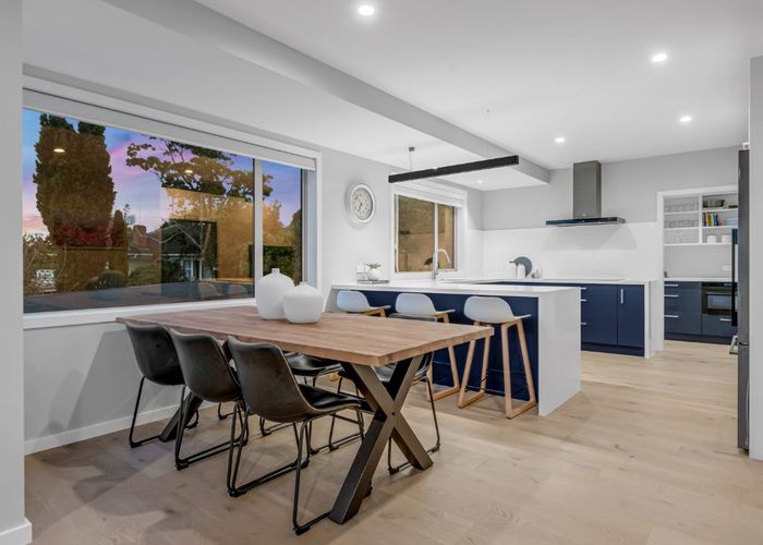  at 37 Glenfern Road, Mellons Bay, Auckland