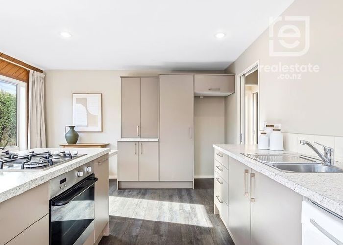 at 17 Sumner St, Spreydon, Christchurch City, Canterbury