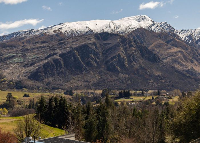  at 38 Wilding Road, Lake Hayes, Queenstown-Lakes, Otago