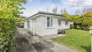  at 10 Findlay Street, Tawa, Wellington