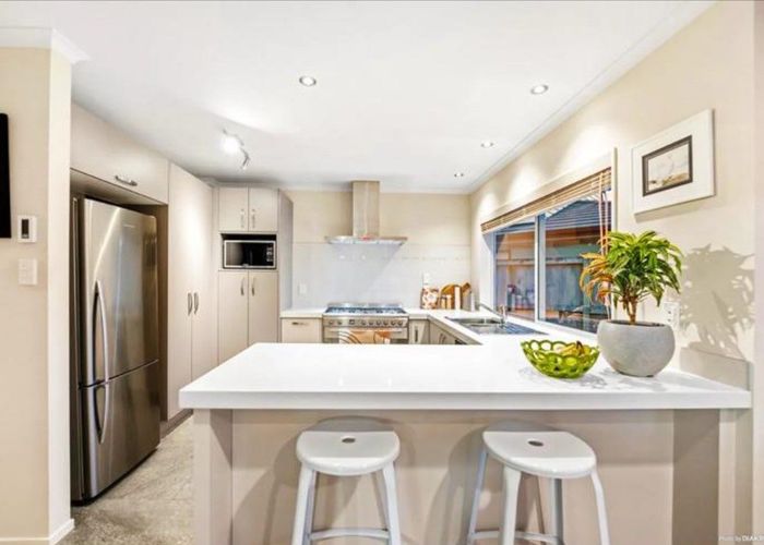  at 30 Riviera Drive, Flat Bush, Auckland
