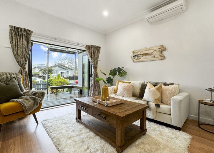  at 54 Winstone Road, Mount Roskill, Auckland City, Auckland