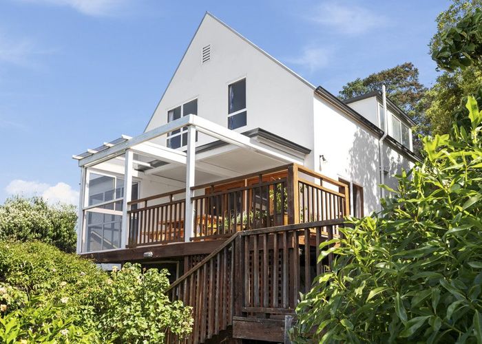  at 16 Merlewood Avenue, Cashmere, Christchurch