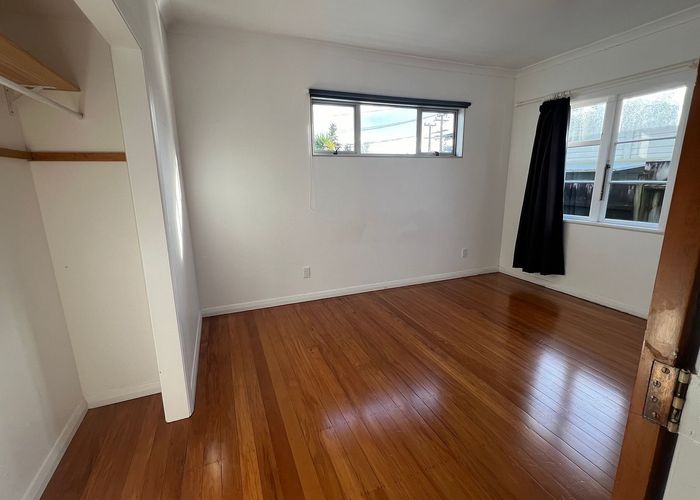  at 13 Maranui Avenue, Point Chevalier, Auckland City, Auckland