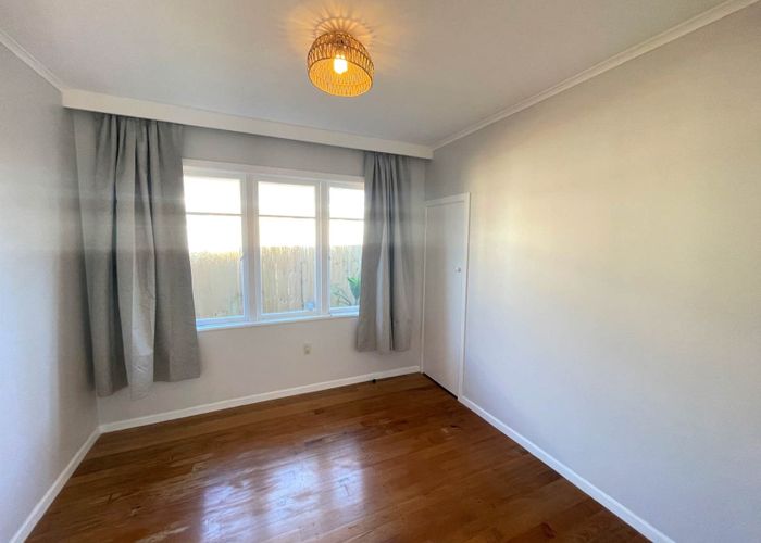  at 16 Tindall Crescent, Otara, Auckland