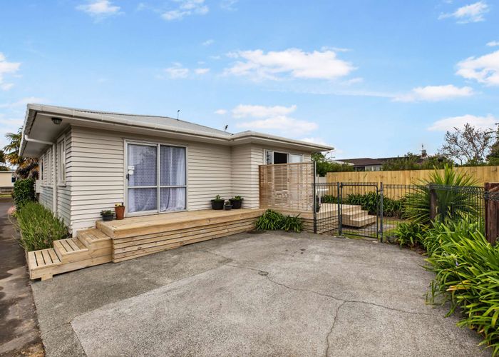  at 1/420 Great South Road, Opaheke, Papakura