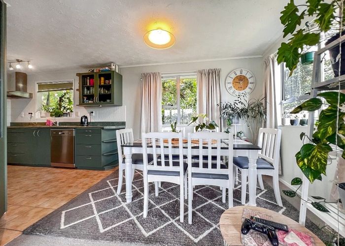  at 1/27 Midgley Road, West Harbour, Waitakere City, Auckland