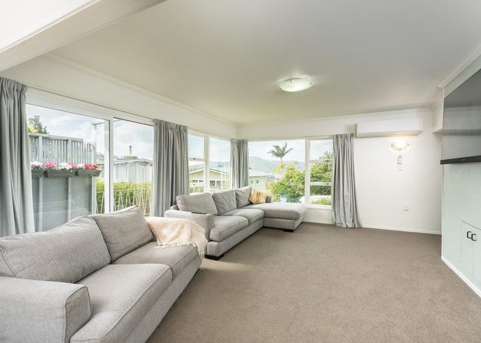  at 6 Paratai Crescent, Woodhill, Whangarei