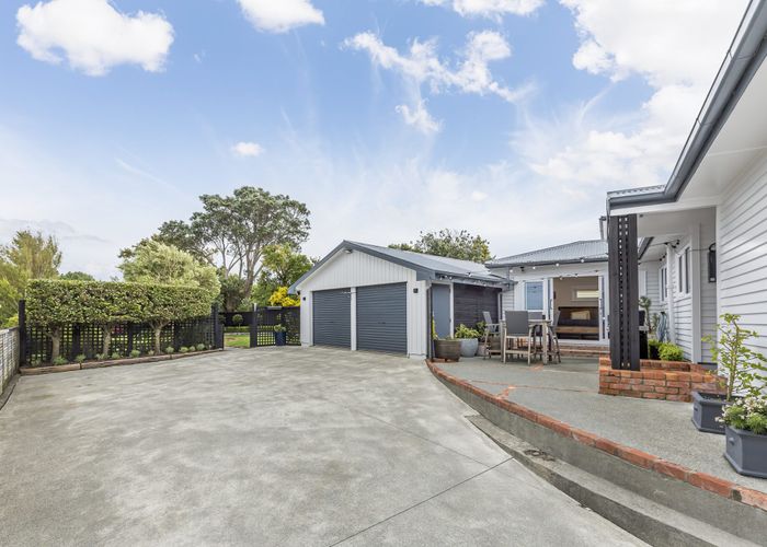  at 92 Kahu Road, Paremata, Porirua, Wellington