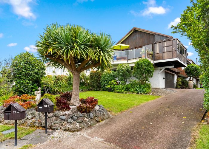  at 21A Peter Terrace, Castor Bay, North Shore City, Auckland