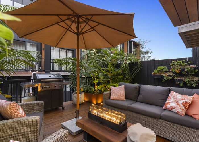  at 5 Patrol Lane, Hobsonville, Waitakere City, Auckland