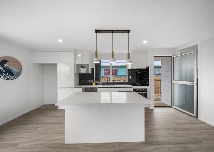  at 1/12 Kennington Drive, Clendon Park, Manukau City, Auckland