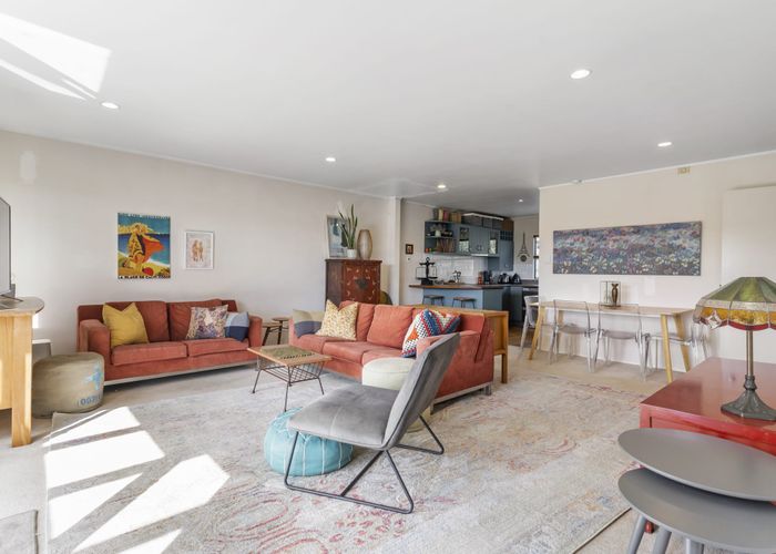  at 14/2 Onehunga Harbour Road, Onehunga, Auckland