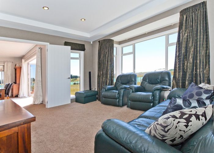  at 37 Highland View Drive, Tokomaru, Palmerston North