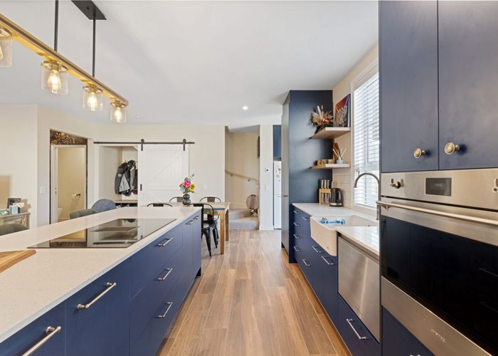  at 2/18 Cheviot Street, Spreydon, Christchurch City, Canterbury