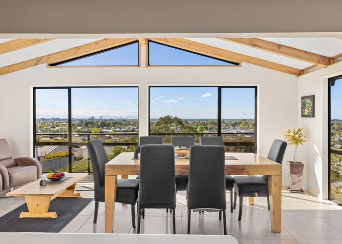  at 4 View Terrace, Huntsbury, Christchurch