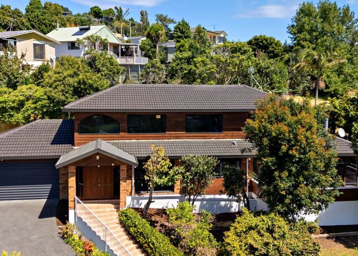  at 60 Bayside Drive, Browns Bay, Auckland