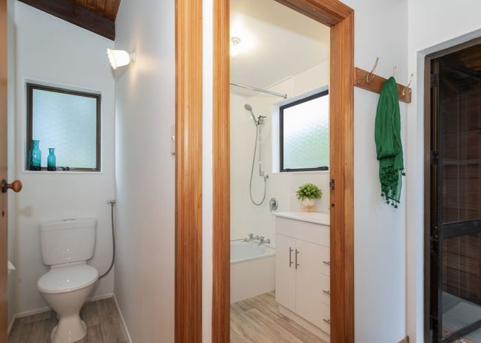  at 4 Cobden Street, Gisborne, Gisborne