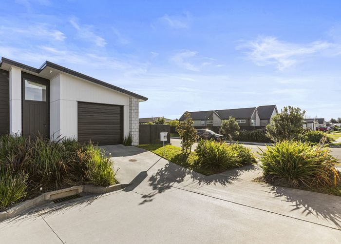  at 16A Komata Crescent, Papamoa, Tauranga, Bay Of Plenty