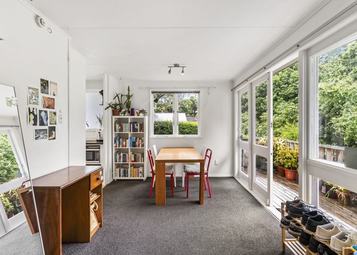  at 43A Aroha Avenue, Sandringham, Auckland