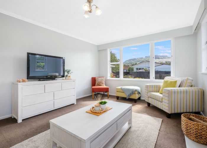  at 21 Burns Grove, Trentham, Upper Hutt