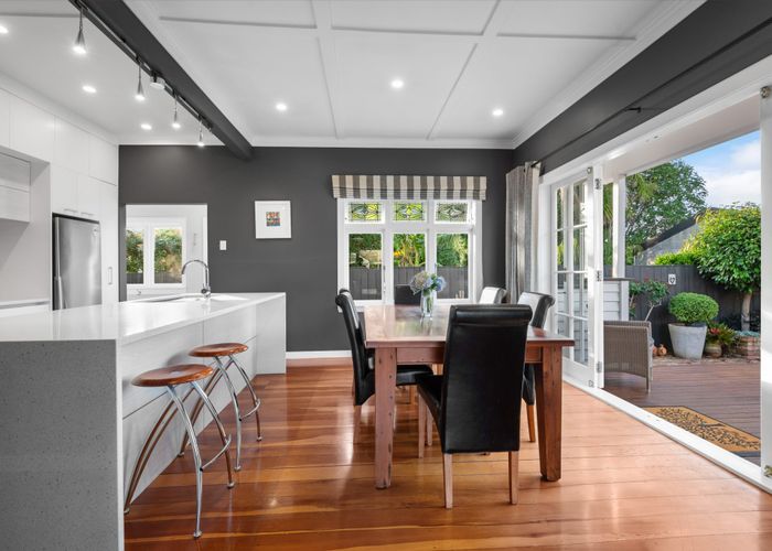  at 28 Calgary Street, Sandringham, Auckland City, Auckland