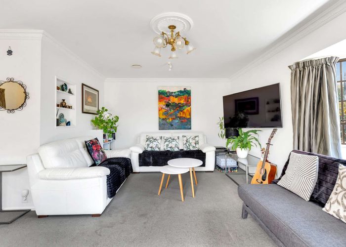  at 2 Nixon Street, Whanganui East, Whanganui