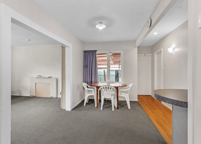  at 1/52 Philpotts Road, Mairehau, Christchurch