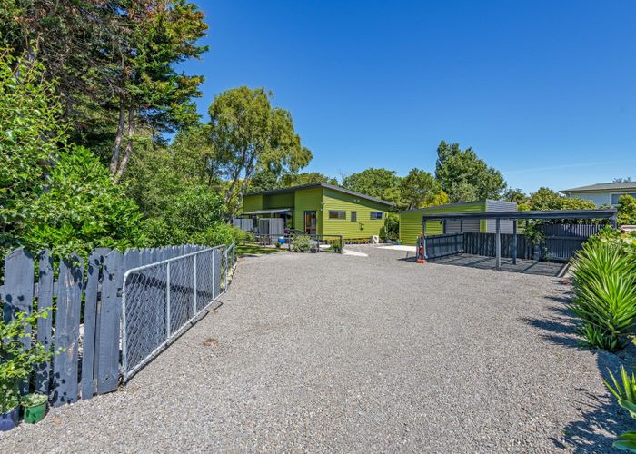  at 4 Kensington Road, Marton
