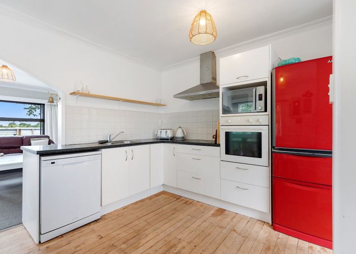 at 16A Kent Street, Gate Pa, Tauranga